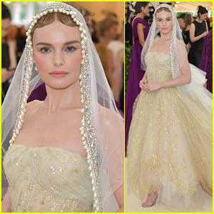 Kate Bosworth Goes Angelic For Met Gala 2018 2018 Met Gala Kate