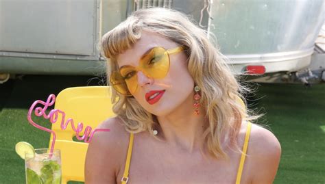 Taylor Swift Bikinis In You Need To Calm Down Music Video Popsugar