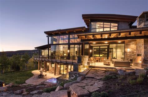Sophisticated Yet Comfortable Mountain Modern Home Offers Indoor