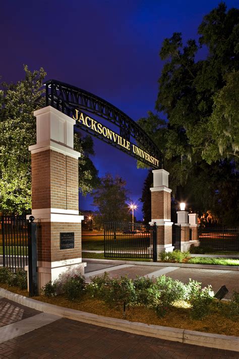 Jacksonville University Campus Entrance Dasher Hurst Architects