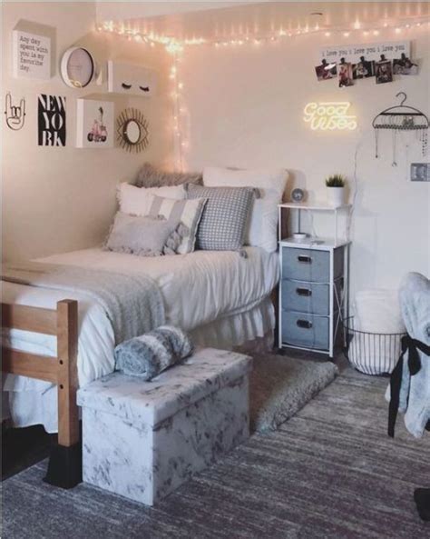 How To Add Modern Into Your Dorm Room Society19