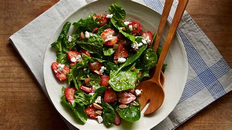 Spinach Salads For Lunch Dinner Or Anytime You Need A