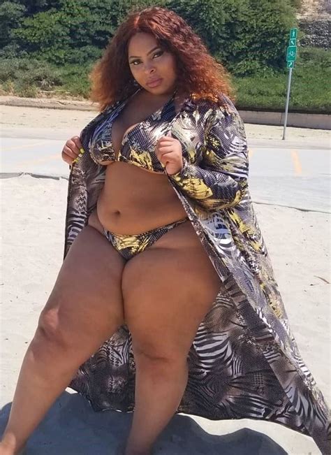Pin On Curvy Queens Sexy Confidence