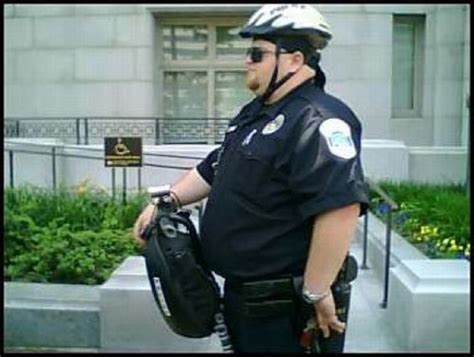 such fat cops 25 pics