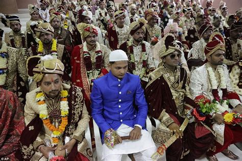 Hundreds Of Fatherless Brides Tie The Knot In A Mass Wedding Ceremony