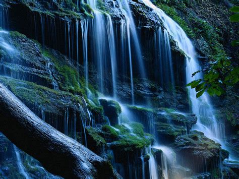 Free Living Waterfall Screensaver 10 Enjoy The Enchanting Beauty Of