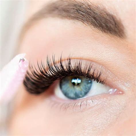 And lorenzini really studied my natural lashes before deciding on a design she felt would be most flattering, after, of course, asking me what i was 3. Eyelash Extensions North Sydney - From $130 Offer | Fancy Lash