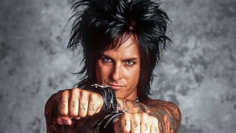 Nikki Sixx Says Mötley Crüe Didnt Want To Expose Fans To Covid On Tour