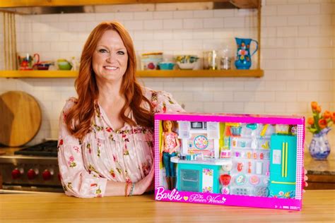 See more ideas about pioneer woman, pioneer woman kitchen, pioneer woman dishes. 'Pioneer Woman' Ree Drummond Gets Her Own Barbie Doll ...