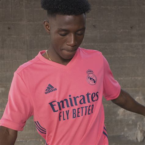 If you belong to real madrid, you'll want to look the part with authentic club gear. Real Madrid 2020-21 Adidas Away Kit | 20/21 Kits ...