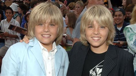 Dylan And Cole Sprouse From Suite Life Of Zack And Cody Graduate College Abc News