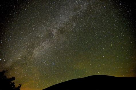 Perseid Meteor Shower Peaks This Week How To See Shooting Stars Streak Across The Night Sky