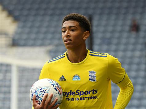 Jude victor william bellingham (born 29 june 2003) is an english footballer who plays as a midfielder for bundesliga club borussia dortmund and the england national team. Jude Bellingham: Borussia Dortmund sign 17-year-old wonderkid from Birmingham City | The ...