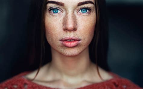 Women Brunette Freckles Brown Eyes Face Wallpaper Coolwallpapersme