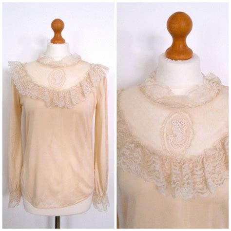 1970s Buttercream Victorian Lace Blouse With Amazing Cameo Etsy
