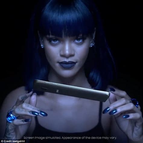 Rihannas Album Anti Reaches 1m Free Downloads After Jay Zs Tidal