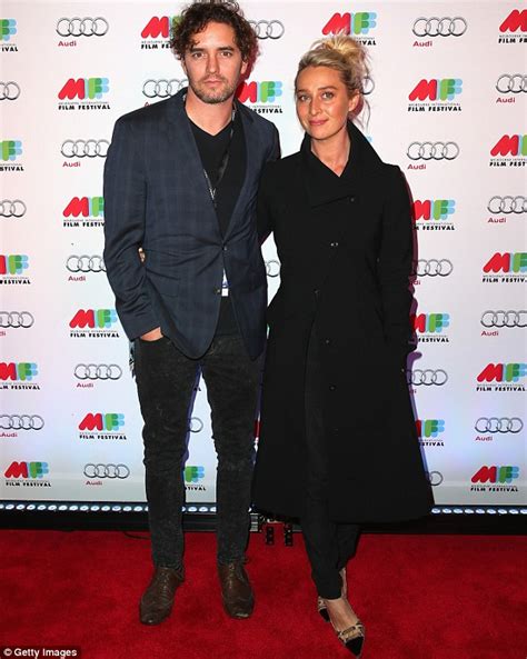 A Beaming Asher Keddie Makes Rare Public Appearance With Husband Vincent Fantauzzo At The