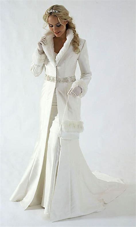 38 Fabulous Winter Wonderland Wedding Dresses Ideas Addicfashion