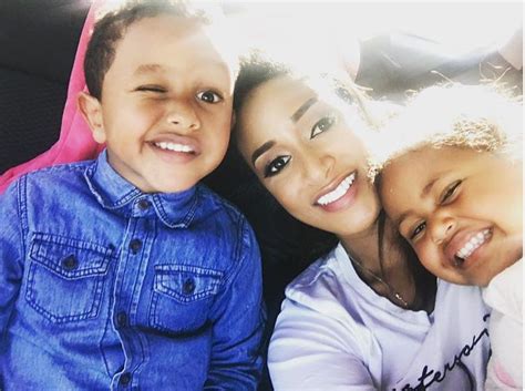 Teddy Afro Kids And Wife Amletset Muchie Enjoy Selfie Moment