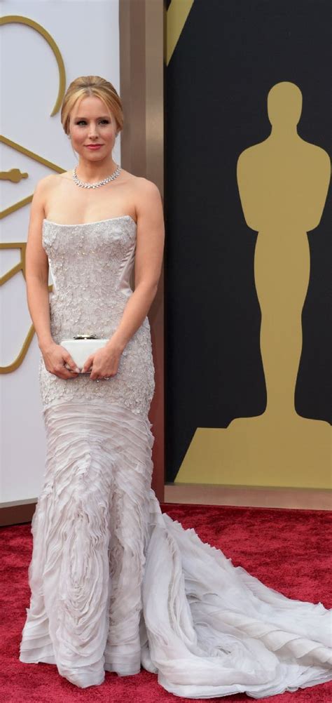 2014 The 86th Oscars Academy Awards Red Carpet Kristen Bell Gorgeous