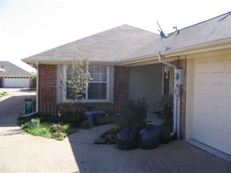 Looking for gutter repair or installation in rochester & syracuse, ny? Rochester Gutter Company Portfolio