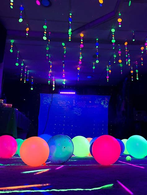 8 Stunning Ways To Decorate For A Glow Party Glow Party Glow Blacklight Party