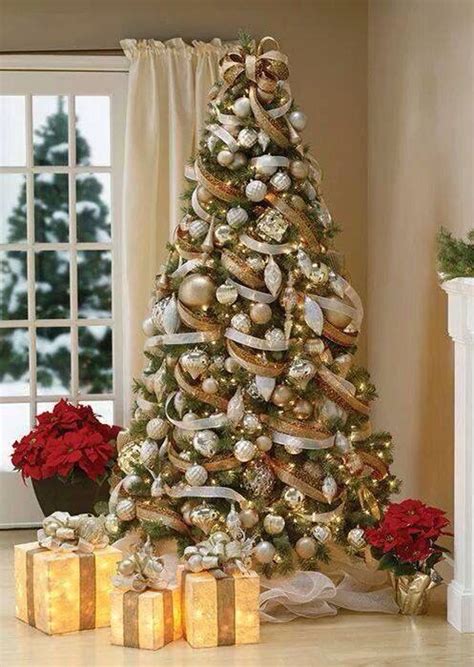 35 Picture Perfect Christmas Tree Ideas You Have Never Seen Before