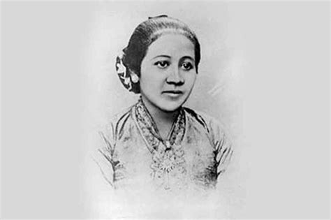 Biografi Dan Fakta Menarik Kartini Woopid