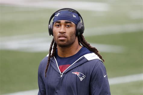 Stephon Gilmore not spotted during brief media window at New England Patriots practice Thursday ...