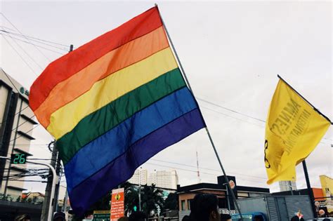 lgbt community hiling ay kaligtasan kalayaan sa 2017 qc pride march abs cbn news