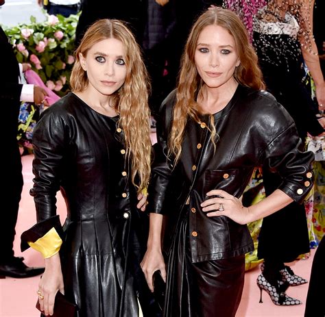 Met Gala 2019 Mary Kate And Ashley Olsen Matching Dresses
