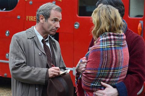 Grantchester Star Robson Green I Channel My Dead Dad To Play Geordie