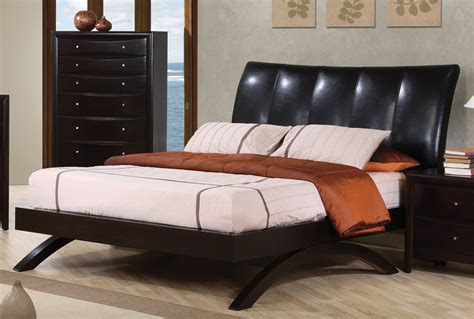 Coaster Jeremaine California King Upholstered Bed 300350kw