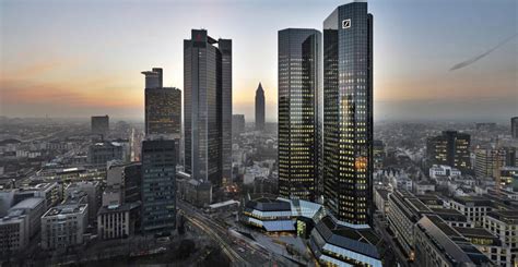 Deutsche bank reports profit before tax of € 1.2 billion in the second quarter of 2021. Sanierung Doppeltürme Deutsche Bank - bmb Baumanagement ...