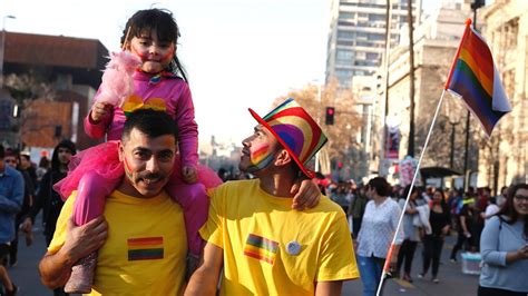 Chiles Bachelet Sends Gay Marriage Bill To Congress Unhcr News Al
