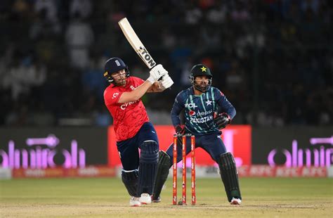 Pakistan Vs England Live Latest T20 Cricket Score And Updates Review Guruu