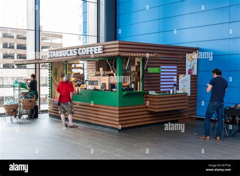 Starbucks Coffee Stall At A Mainline Train Station Reading Stock Photo