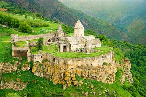 Hɑjɑsˈtɑn], amtlich republik armenien, armenisch հայաստանի հանրապետություն. Armenien - Wandern & Kultur