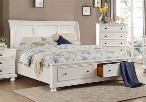 Your bedroom is your personal sanctuary, so make it a stylish, comfortable retreat with a brand new set. Laurelin White Queen Storage Set
