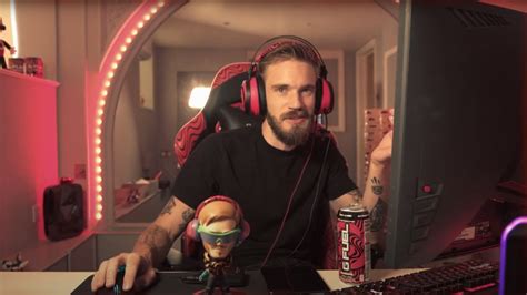 Pewdiepies Gaming Setup And Gear Behind All That Money Man Of Many