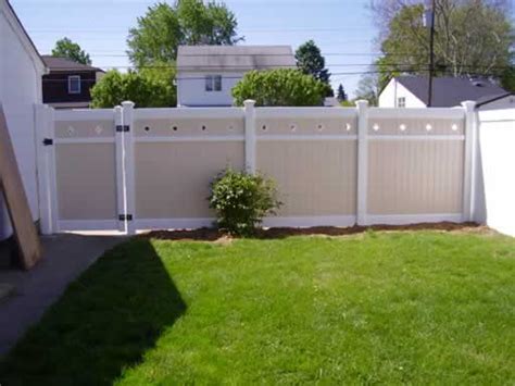 Two Tone Vinyl Liberty Fence And Railing