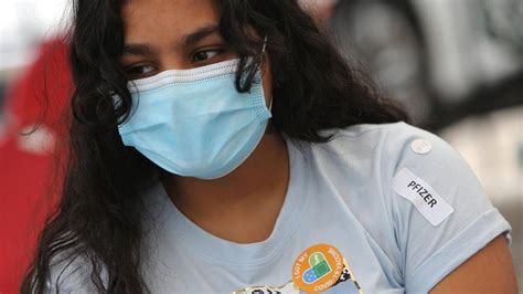 Pandemic Focus Shifts To Unvaccinated Teenagers In Florida Miami Herald