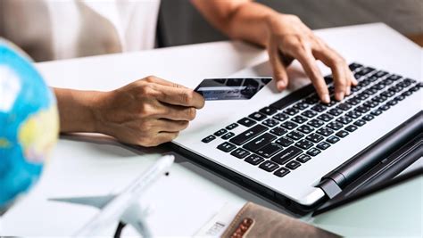 Everybody is different in terms of how they spend money, and so it's best to comparison shop before grabbing the first card you see. Best No Annual Fee Travel Credit Cards - Forbes Advisor