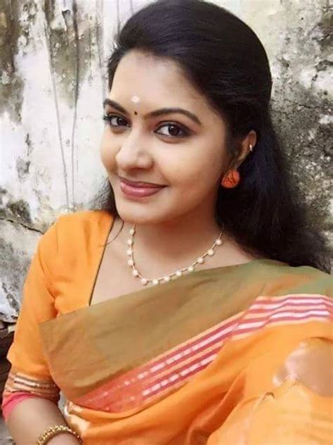 Saravanan Meenakshi Rachitha Cute And Hot Unseen Photo Anbum