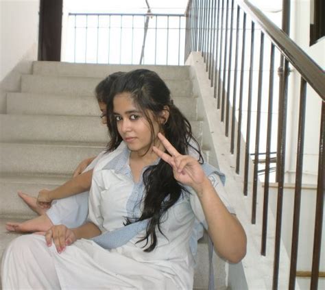 Teen Desi Pakistani Girl Masti Photo Fun Maza New