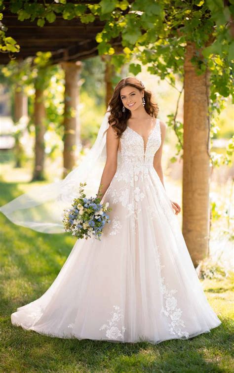 Essense Of Australia D2748 Ivorymoscato New Wedding Dress Save 49