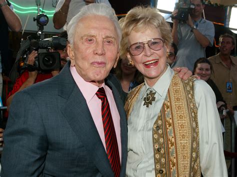Diana Douglas Webster Mother Of Michael Douglas Dies At 92 After Battle With Cancer