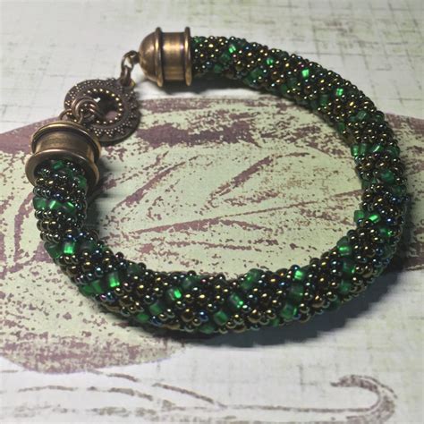 Green Russian Spiral Seed Bead Bracelet