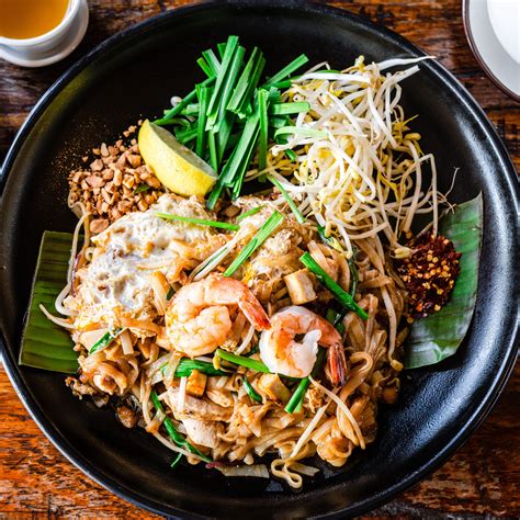Pad Thai Instant Noodles 70g by Mama - Thai Food Online (authentic Thai supermarket)