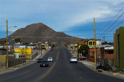 The city has an average per capita income of $29,000. The Best Places to Live in El Paso - SpareFoot Moving Guides